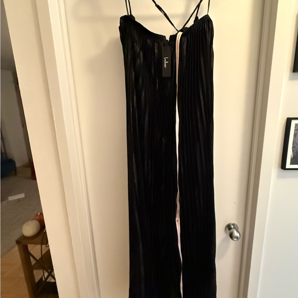 NWT - Lulus Brilliant Allure Black Pleated Maxi Dress - Size L - Picture 3 of 3